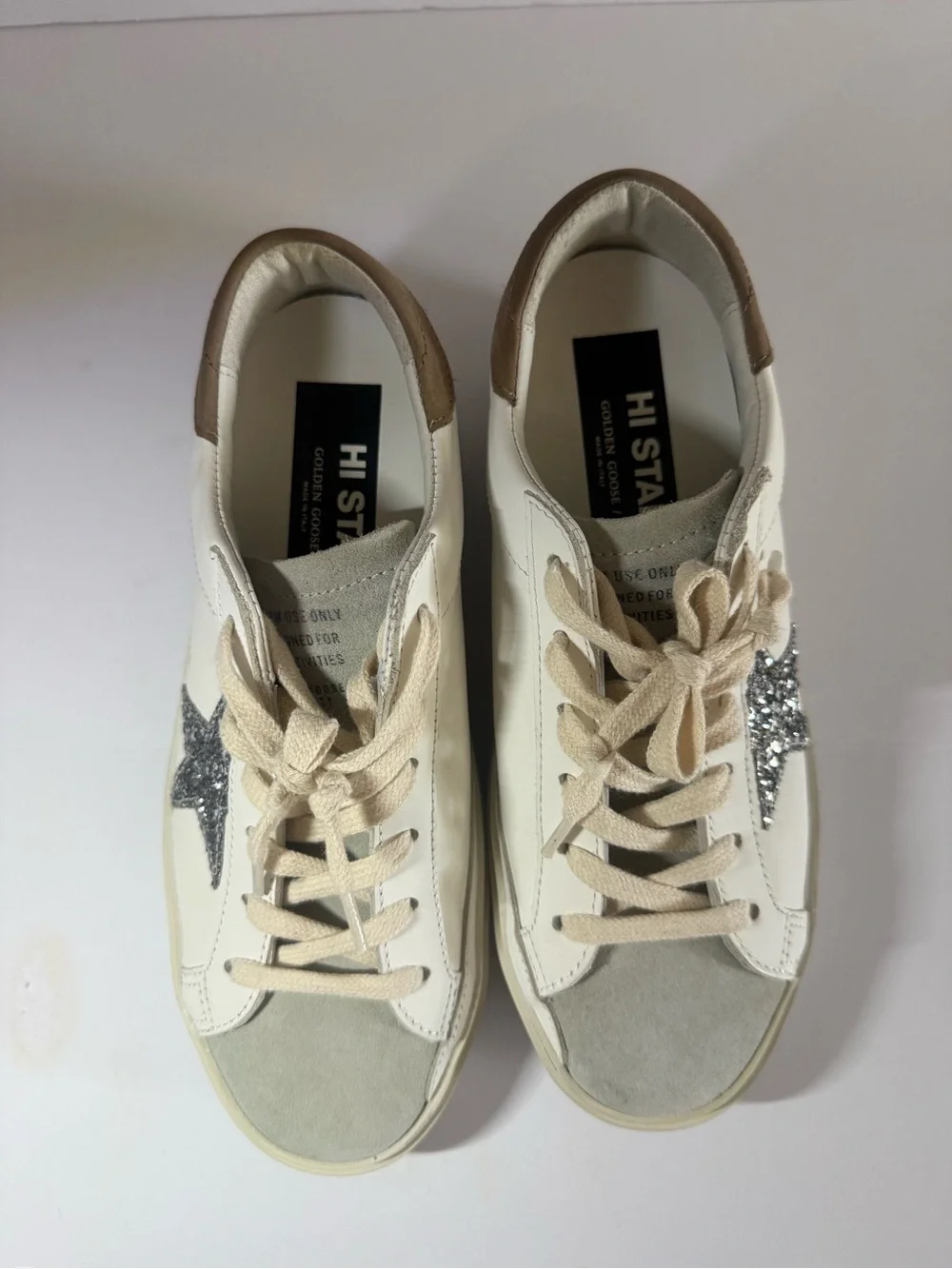 Golden Goose Hi Star Glitter Star Leather Sneaker in White and Beige size eur 38